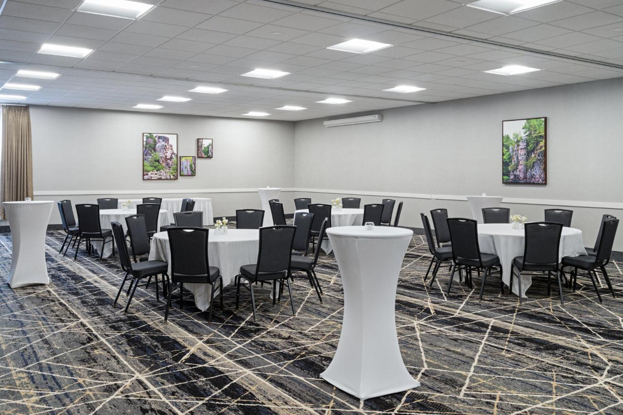 Holiday Inn Sioux Falls-City Center By Ihg Zewnętrze zdjęcie